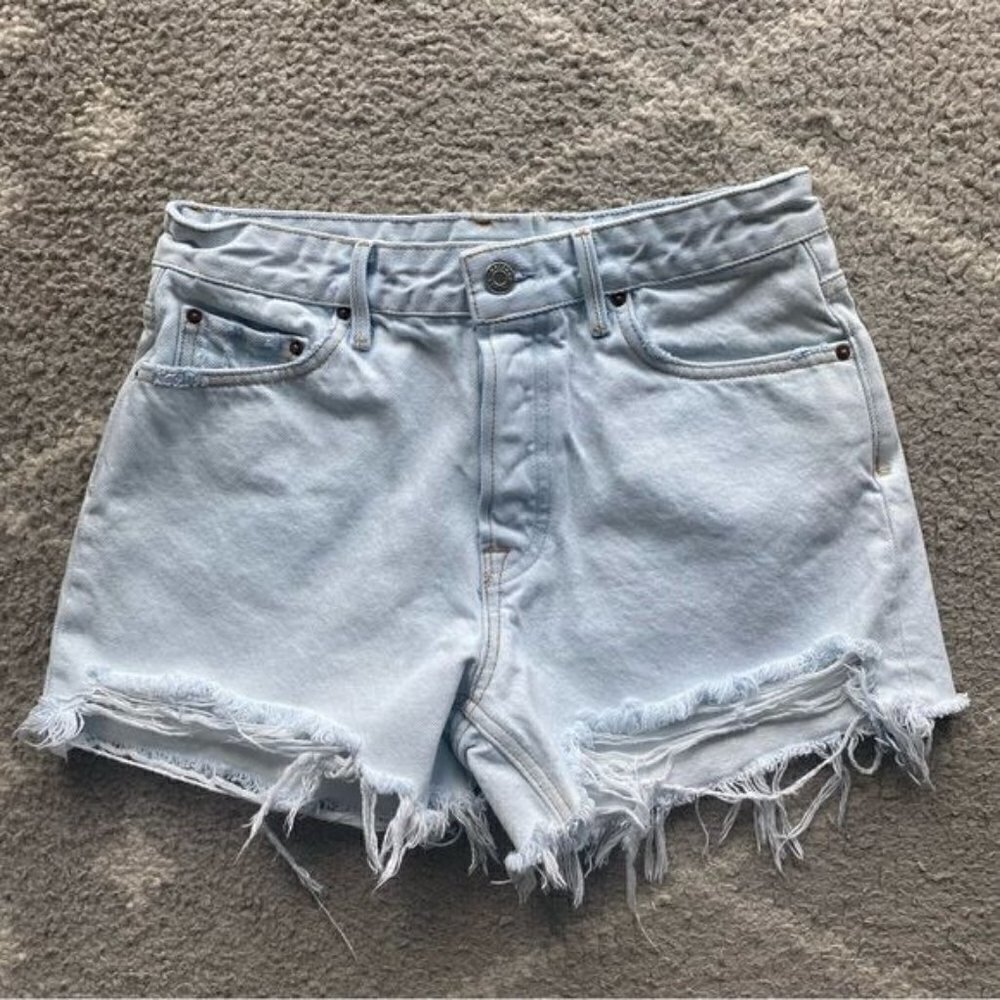 GRLFRND Helena Distressed Denim Jean Shorts in Dare Me 26 - Picture 2 of 9
